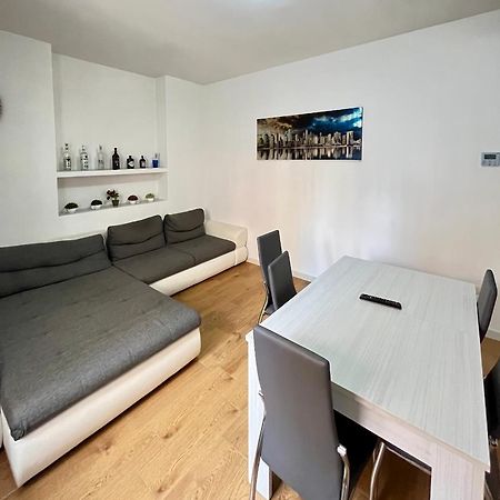 Brigata Rooms Sassari Bagian luar foto