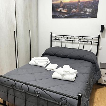Brigata Rooms Sassari Bagian luar foto