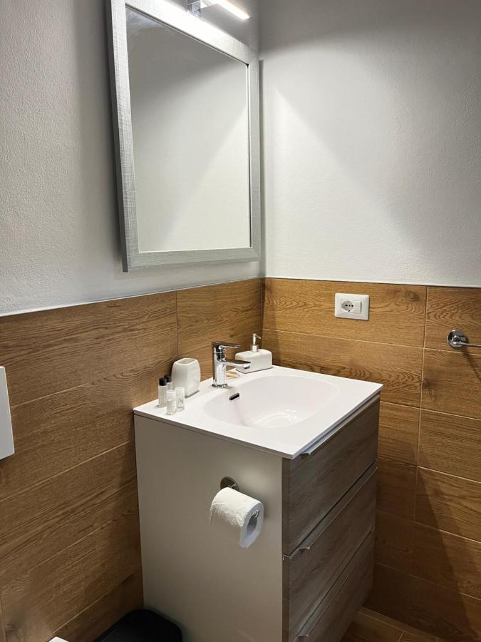 Brigata Rooms Sassari Bagian luar foto