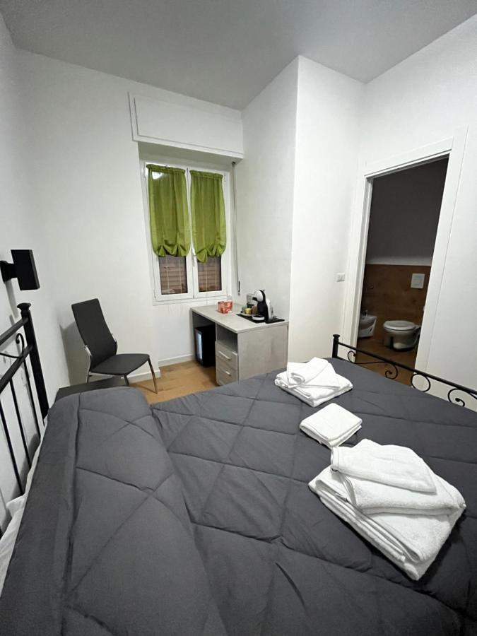 Brigata Rooms Sassari Bagian luar foto